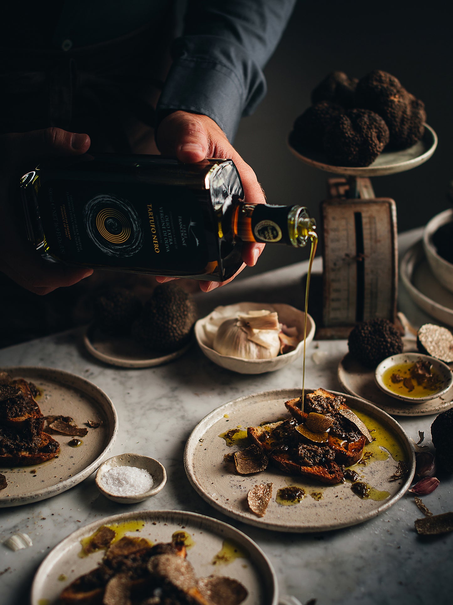 Black Truffle Extra Virgin Olive Oil - 500 ml